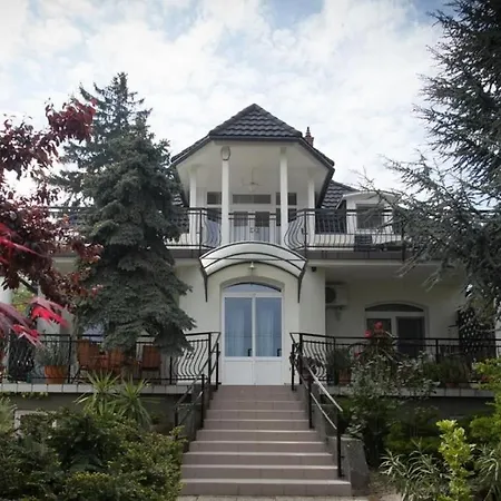 Apartment In Fonyod/balaton 18676