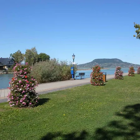 In Fonyod/balaton 18676